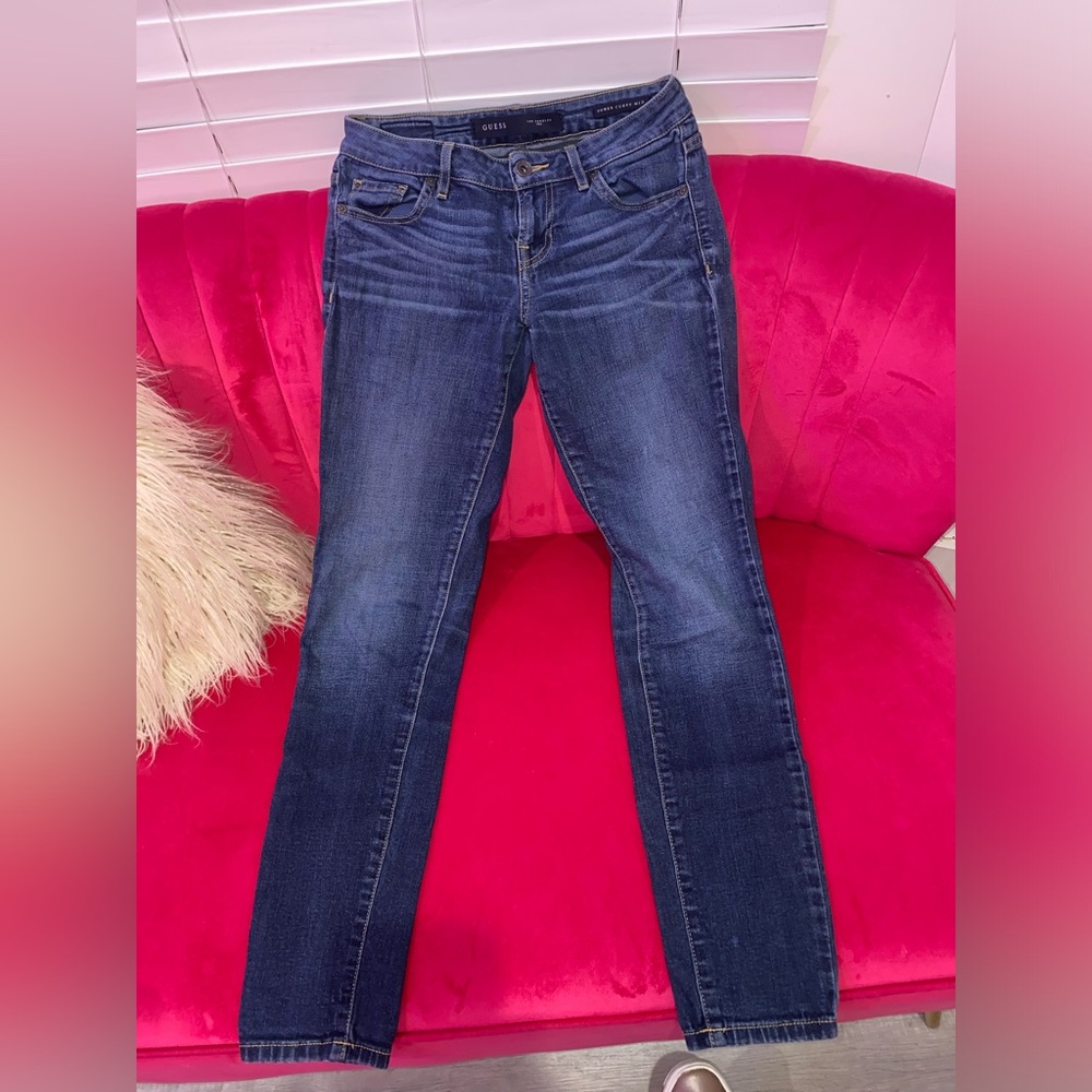 Guess Skinny Jeans- Power Curvy Mid size 25